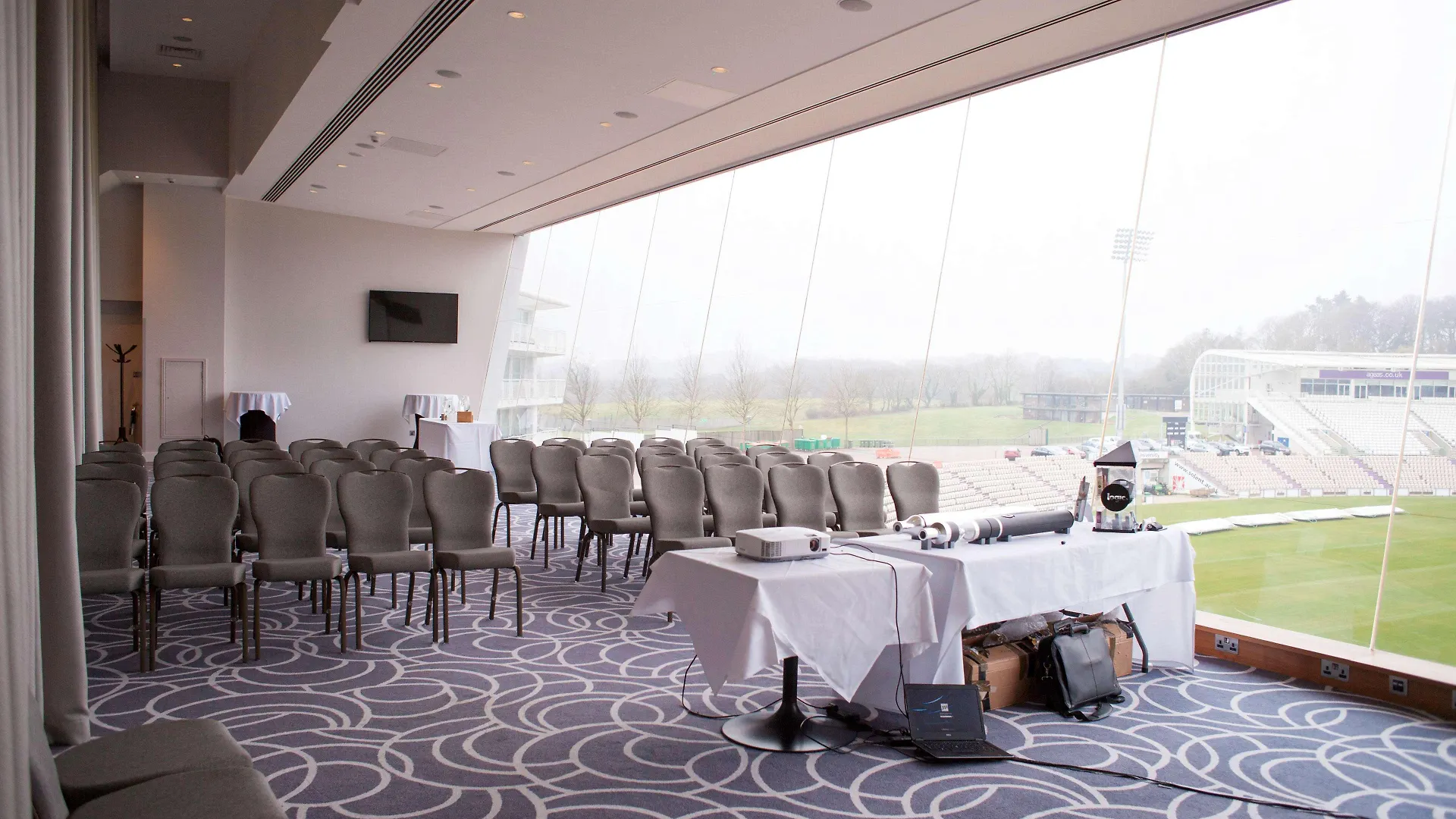 Hilton Southampton - Utilita Bowl Hotel Hedge End 4*,  United Kingdom