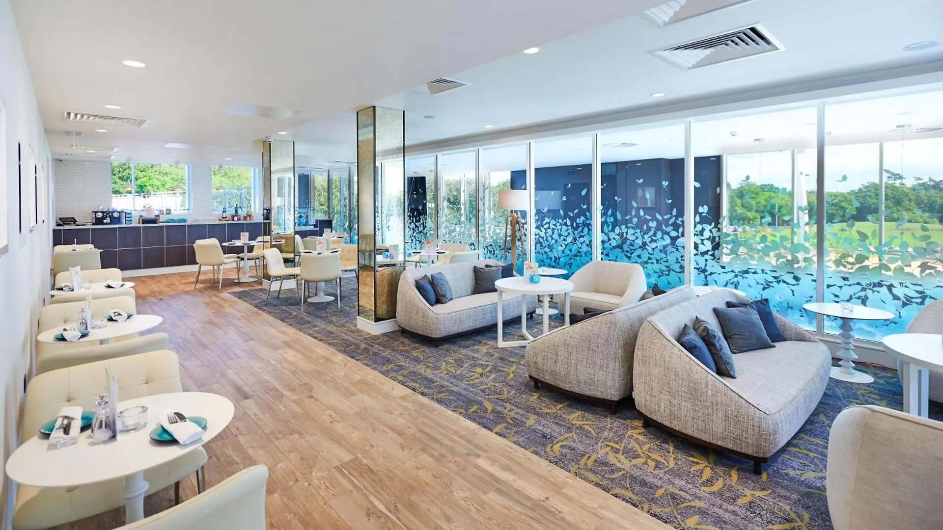 Hilton Southampton - Utilita Bowl Hotel Hedge End 4*,